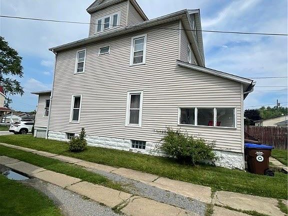 4th image of 393 Cedar Ave