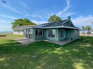 5547 Circle Dr, Standish, MI 48658