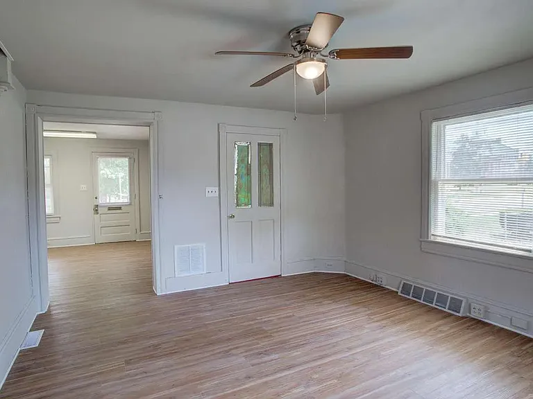 309 Delsea Dr N — Photo 19