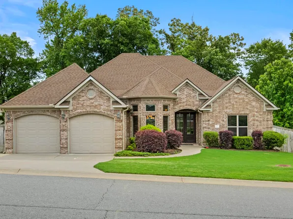 2230 Irondale Dr, Benton, AR 72019