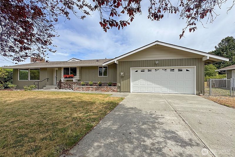 2nd image of 860 Thornton Drive
