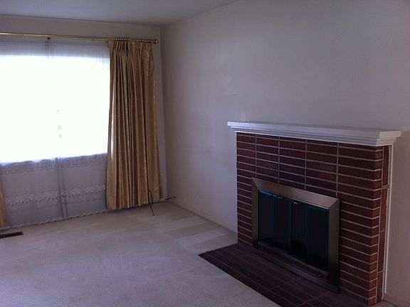 5th image of 464 Linnell Ave