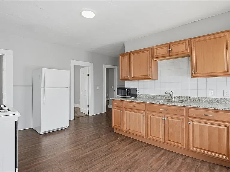 31 Aetna St #3 — Photo 26