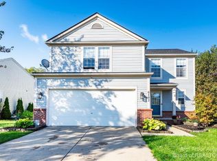 6102 Mapleview Ln, Ypsilanti, MI 48197