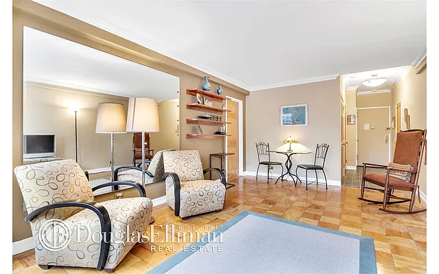 Sold by Douglas Elliman | media 8