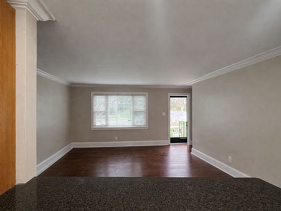 5th image of 1976 Lynnwood Dr #1