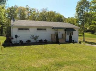 2073 S Hermitage Rd, Hermitage, PA 16148