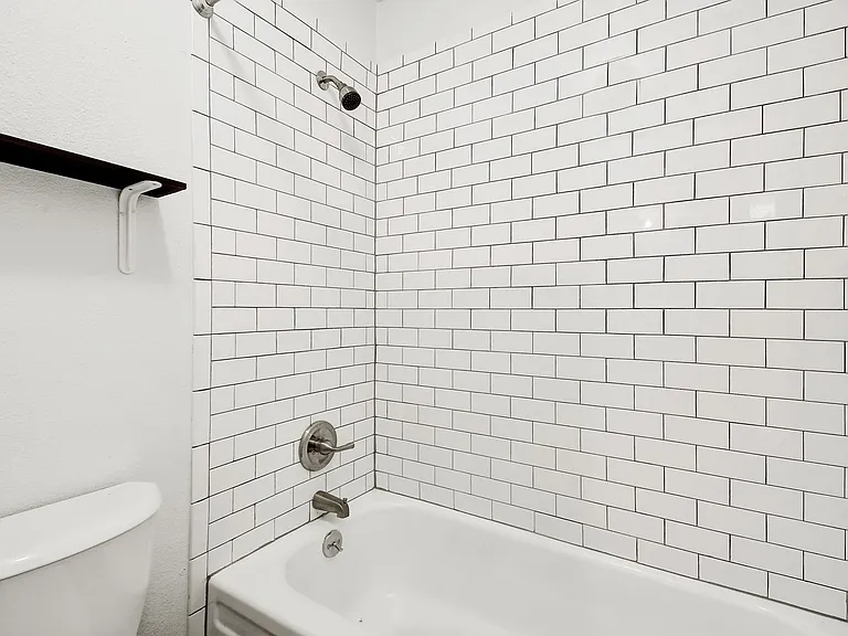 4111 Avenue A — Photo 13
