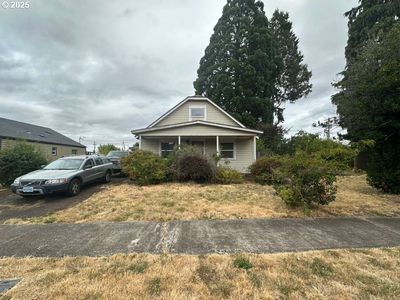 1132 F St, Springfield, OR, 97477