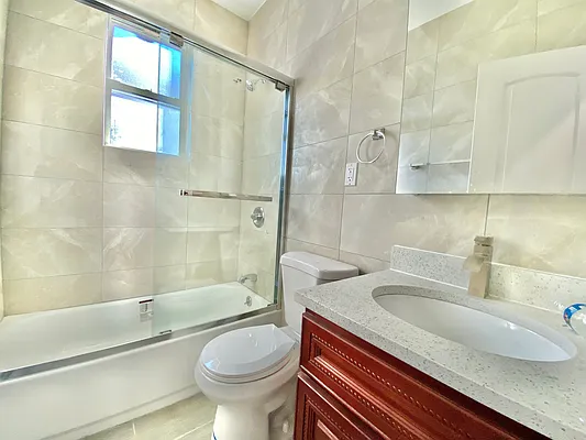 Rented by Compass | media 22