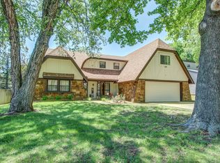 3736 E 82nd St S, Tulsa, OK 74137