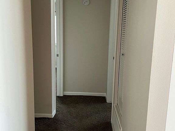 4th image of 201 Provincial Ct Unit 109