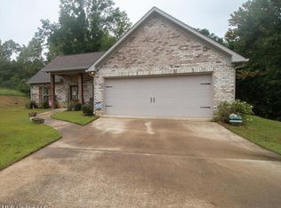289 Trudy Ln, Florence, MS 39073