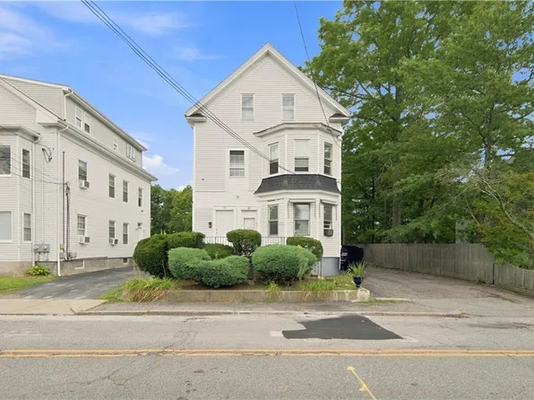 115 Woodward Rd, Providence, RI 02904