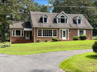 18309 Sharon Rd, Triangle, VA 22172