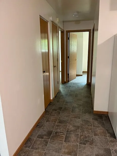 Building Photo - 711 N Park Ave #5
