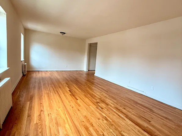 (undisclosed Address), Rutherford, NJ 07070