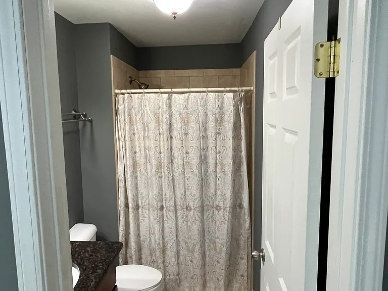 230 Woodrow St — Photo 8