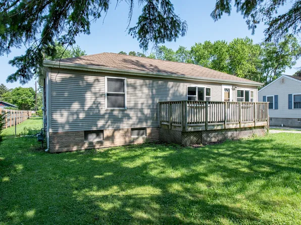 9027 24th Ave, Kenosha, WI 53143