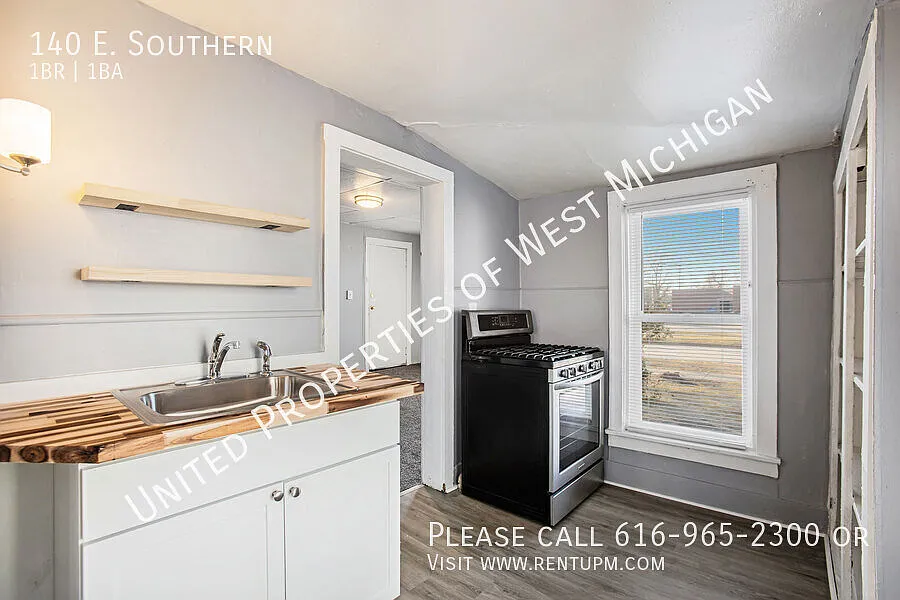 140 E Southern Ave