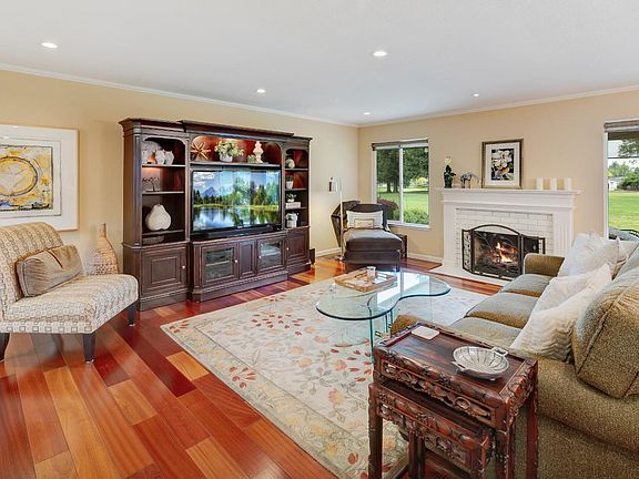 4th image of 7536 Oak Leaf Drive