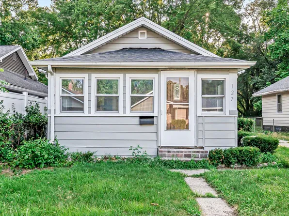 127 Lawndale Ave, Mishawaka, IN 46544