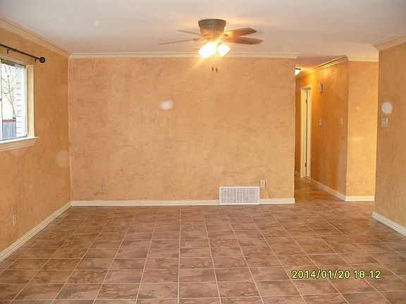 LR from opposite wall