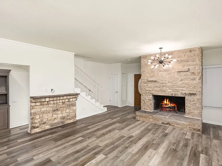 205 Chichester Pl #16 — Photo 10