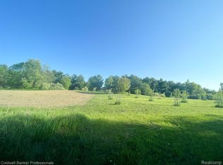 3859 Hunters Creek Rd, Attica, MI 48412