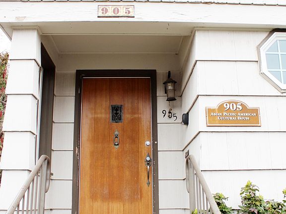 3rd image of 905 NE C St