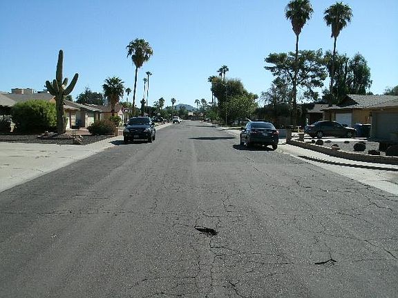 4th image of 4042 W Christy Dr