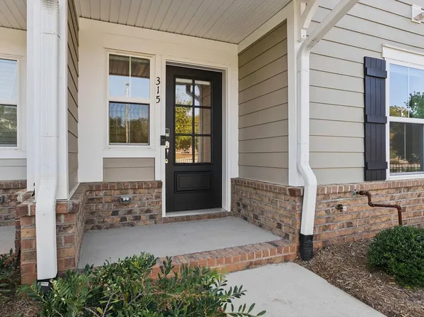 315 Pete Hollis Blvd, Greenville, SC 29601