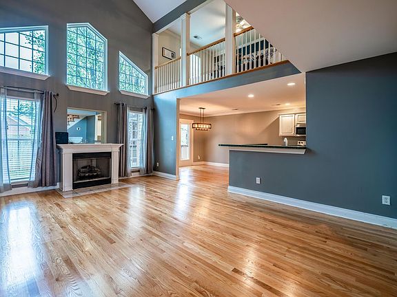 4th image of 8418 Biggin Hill Ln