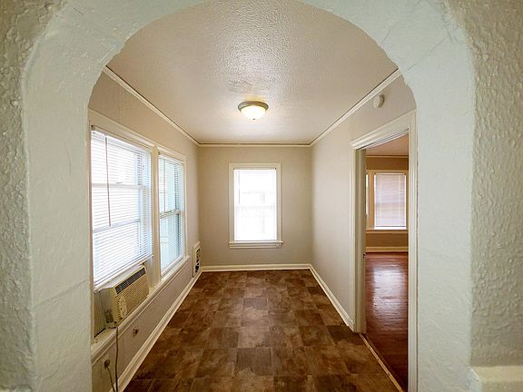 5th image of 5707 Ross Ave
