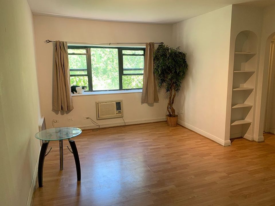 1st image of 253 E 49th St #4N