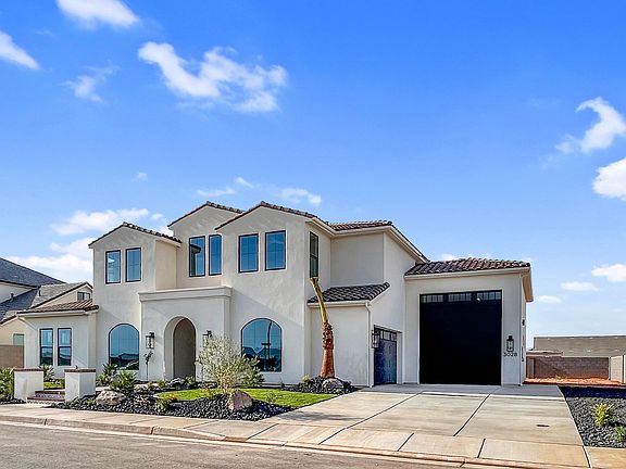 2nd image of 3028 E Blue Heron Dr