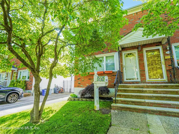 154 Dalton Ave, Staten Island, NY 10306