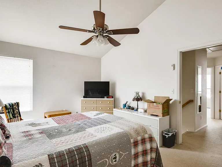 2615 Lone Tree Ct — Photo 22