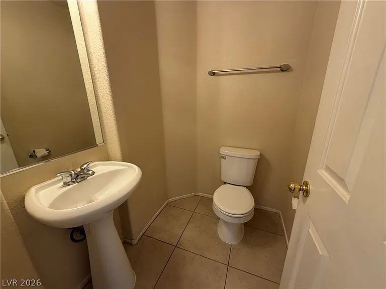 6420 Casamar St #- — Photo 16