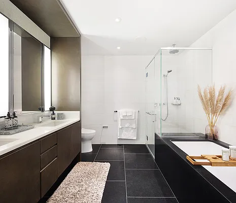 Rented by Compass | media 27