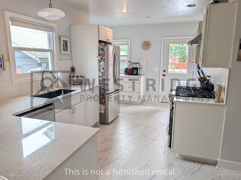 3308 N Terry St — Photo 10