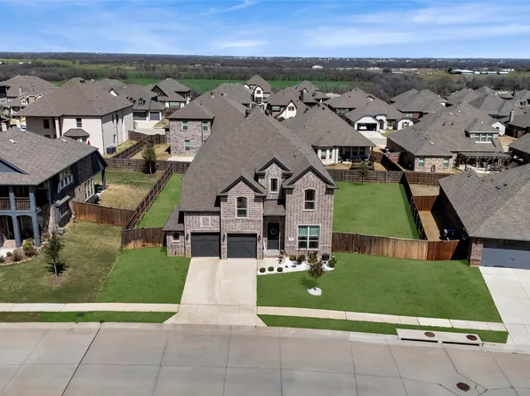 1017 Wrenwood Dr, Justin, TX 76247