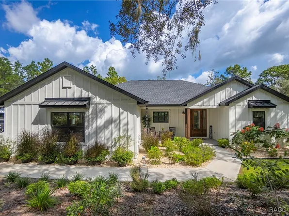 667 E Reehill St, Lecanto, FL 34461