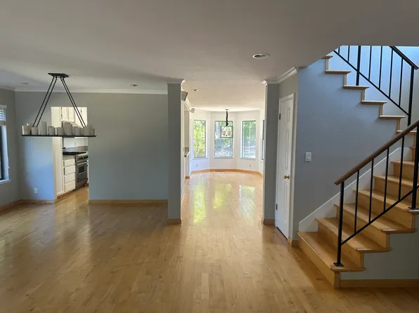 3130 E Laurel Creek Rd, Belmont, CA 94002