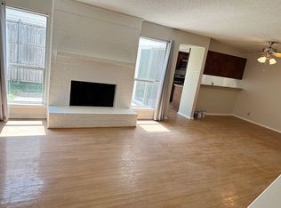 2646 Via Los Altos, Carrollton, TX 75006