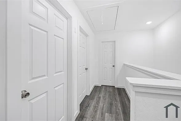 8633 Peachtree St #B — Photo 4