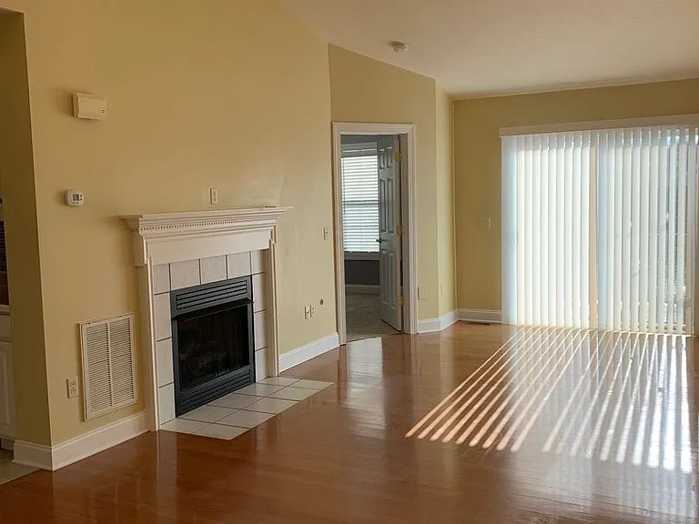 330 Pin Oak Dr — Photo 14
