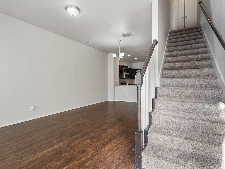 Pin Oak Townhomes — Photo 37
