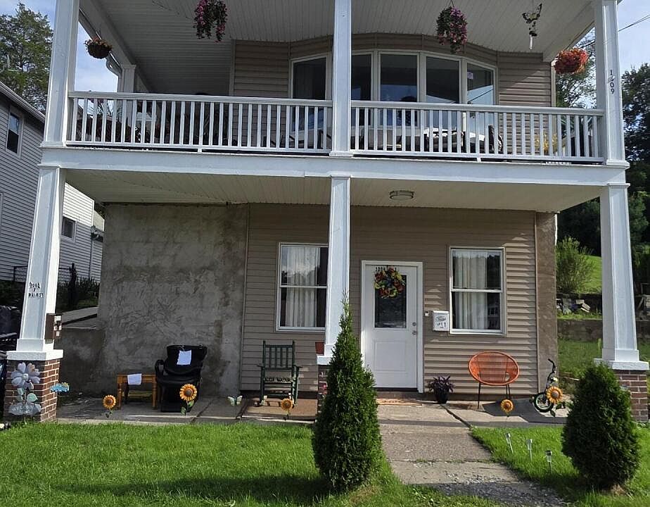 1st image of 1009 W Main St