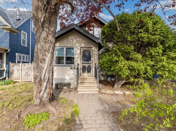 215 Penn Ave S, Minneapolis, MN 55405